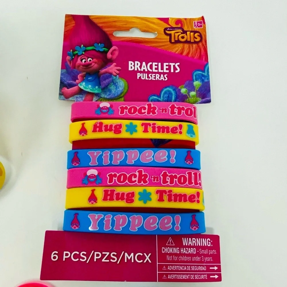 Colorful Trolls Party Favor Set